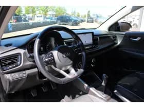 Kia Rio thumbnail 2