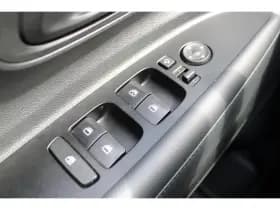 Hyundai i20 thumbnail 16