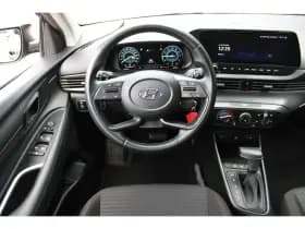 Hyundai i20 thumbnail 10