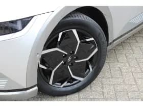 Hyundai Ioniq 5 thumbnail 4