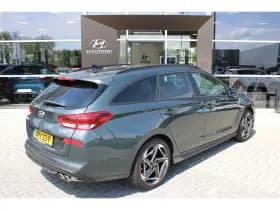 Hyundai i30 thumbnail 2