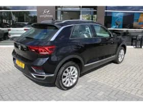 Volkswagen T-Roc thumbnail 2