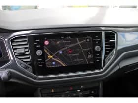 Volkswagen T-Roc thumbnail 20