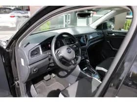 Volkswagen T-Roc thumbnail 8