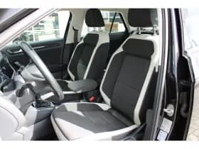 Volkswagen T-Roc thumbnail 10