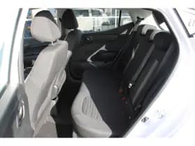 Hyundai i10 thumbnail 10