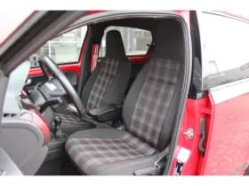 Volkswagen Up! thumbnail 12