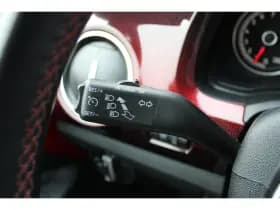Volkswagen Up! thumbnail 17