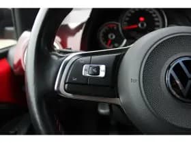 Volkswagen Up! thumbnail 18