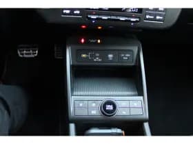 Hyundai Kona Electric thumbnail 18