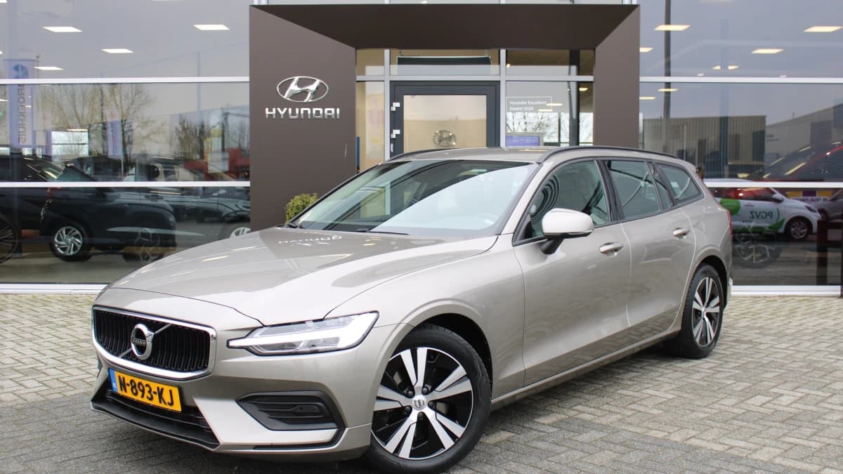 Volvo V60 — foto 1
