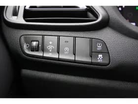 Hyundai i30 thumbnail 27