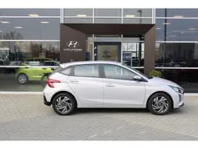 Hyundai i20 thumbnail 4
