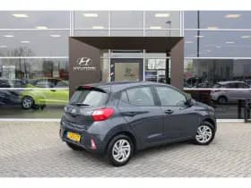 Hyundai i10 thumbnail 2