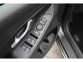 Hyundai i30 thumbnail 20
