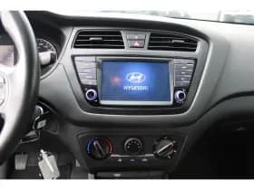 Hyundai i20 thumbnail 16