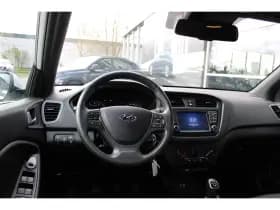 Hyundai i20 thumbnail 21