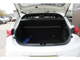 Hyundai i20 thumbnail 24