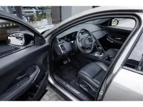 Jaguar E-Pace thumbnail 18