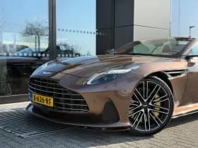 Aston Martin DB12 Volante thumbnail 4