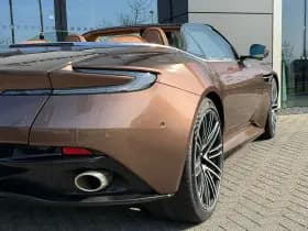Aston Martin DB12 Volante thumbnail 5