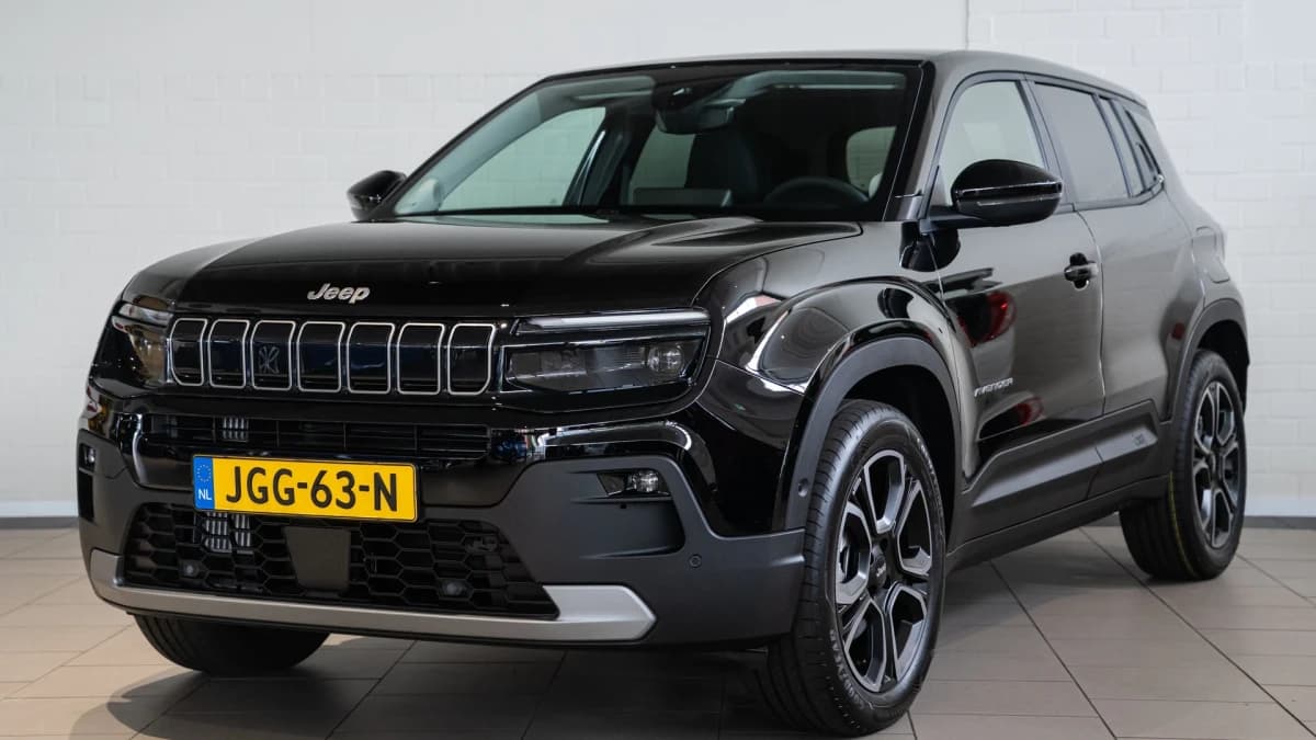 Jeep Avenger — foto 1