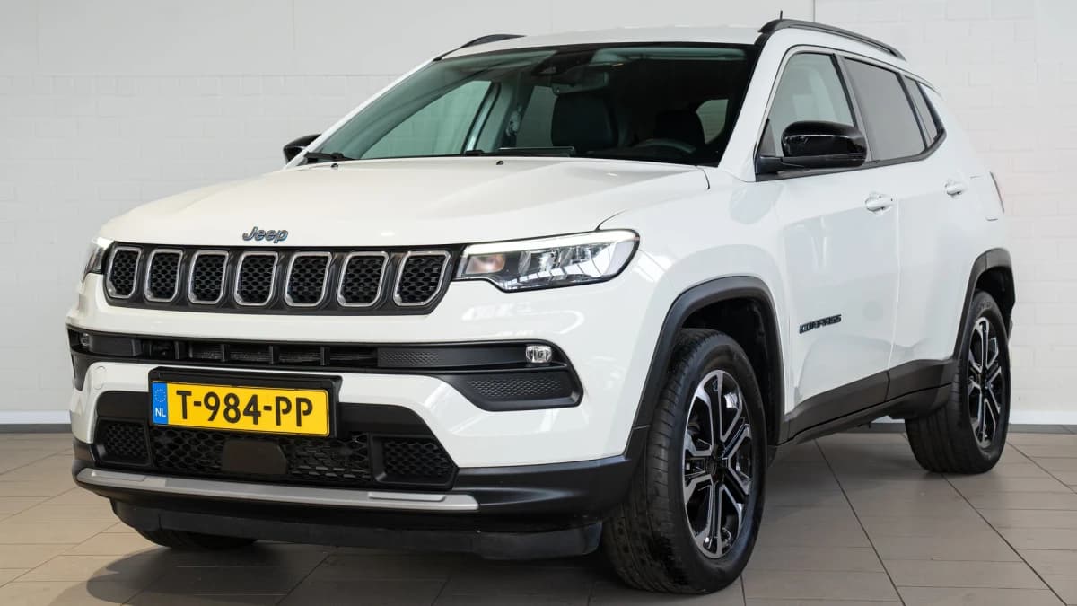 Jeep Compass — foto 1