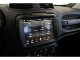 Jeep Renegade thumbnail 29