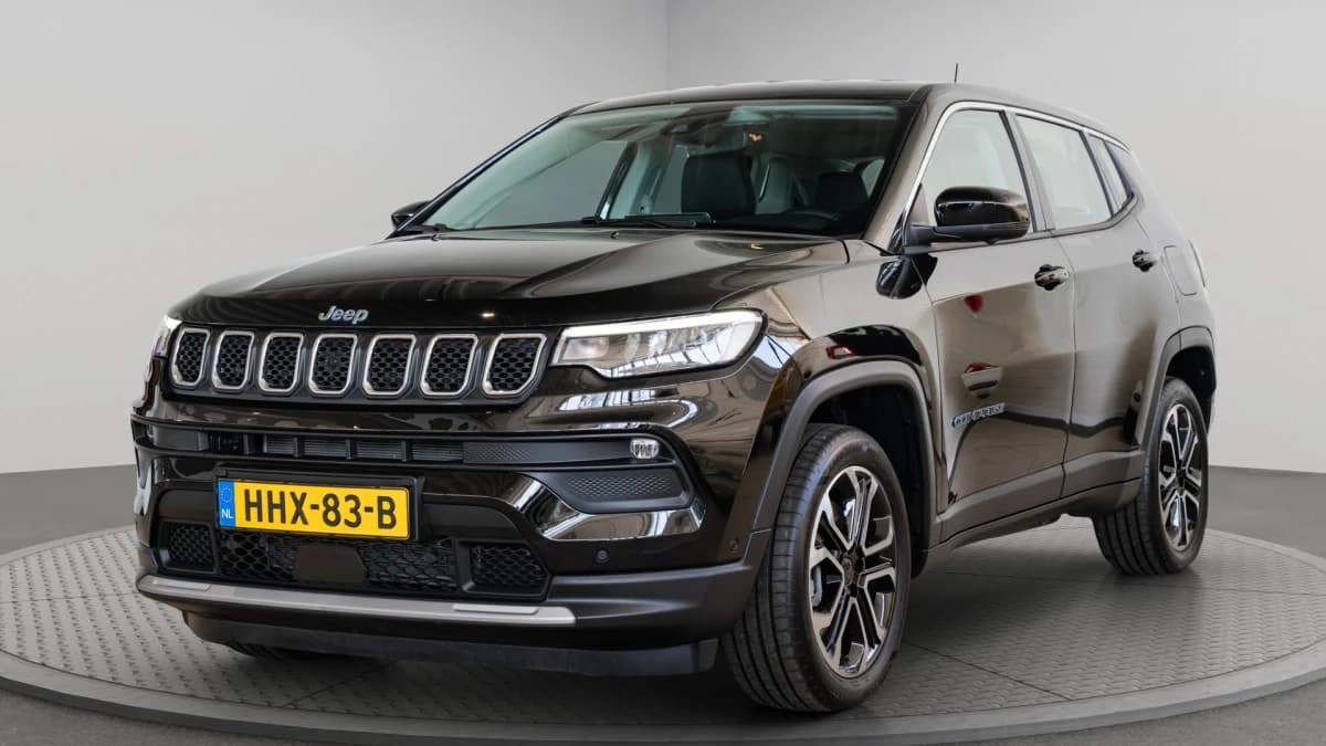 Jeep Compass — foto 1