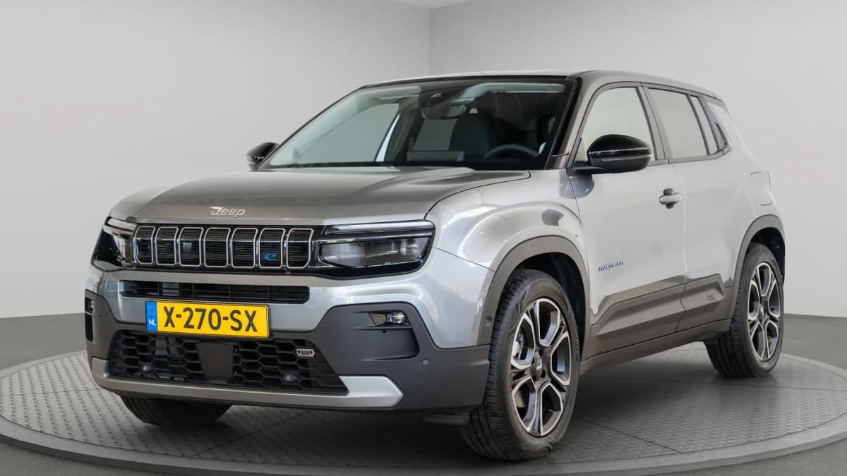 Jeep Avenger — foto 1