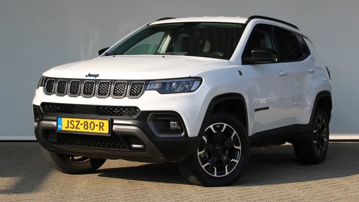 Jeep Compass — foto 1