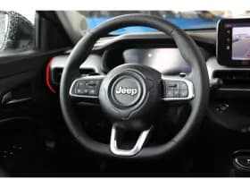 Jeep Avenger thumbnail 15