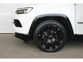 Jeep Compass thumbnail 9
