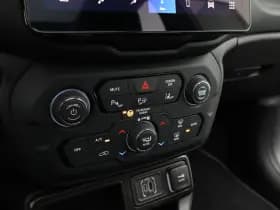 Jeep Renegade thumbnail 19