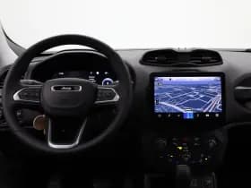 Jeep Renegade thumbnail 3