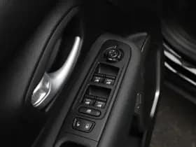 Jeep Renegade thumbnail 23
