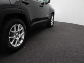Jeep Renegade thumbnail 35
