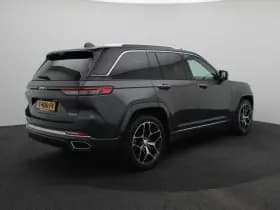 Jeep Grand Cherokee thumbnail 2