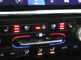 Jeep Grand Cherokee thumbnail 21