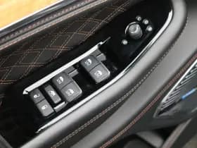 Jeep Grand Cherokee thumbnail 31