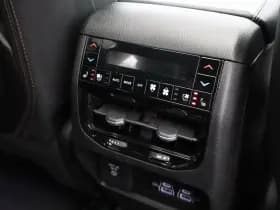 Jeep Grand Cherokee thumbnail 37