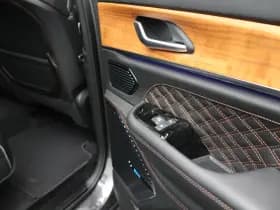 Jeep Grand Cherokee thumbnail 38