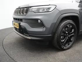Jeep Compass thumbnail 40