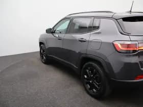 Jeep Compass thumbnail 42