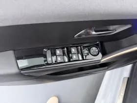 Lancia Ypsilon thumbnail 8