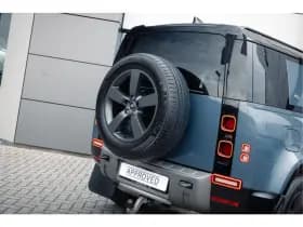 Land Rover Defender thumbnail 17