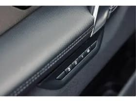 Land Rover Discovery Sport thumbnail 17