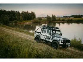 Land Rover Defender thumbnail 20