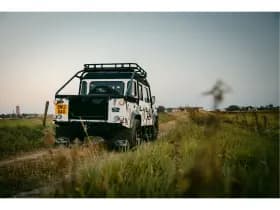 Land Rover Defender thumbnail 26