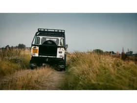 Land Rover Defender thumbnail 29